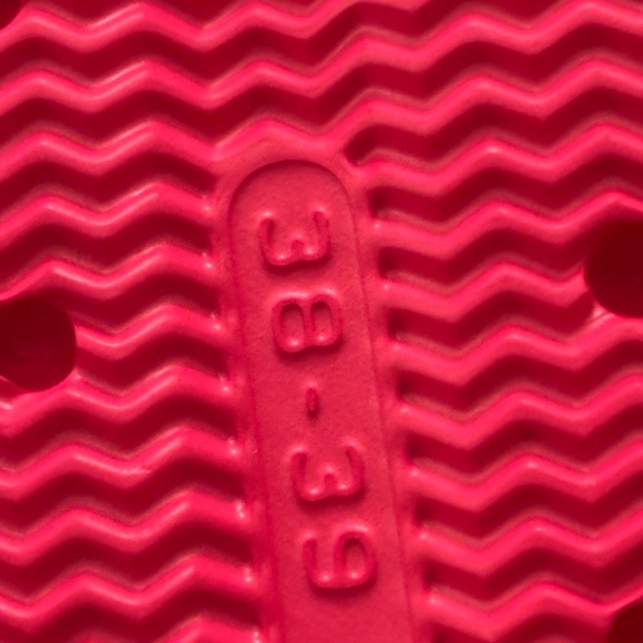 SHEIN Bright Pink Sandals with Blue Bows - Picture 3 of 3